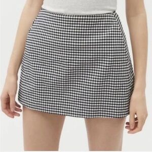 Urban Outfitters Black and White Gingham A-Line Mini Skirt with Pockets